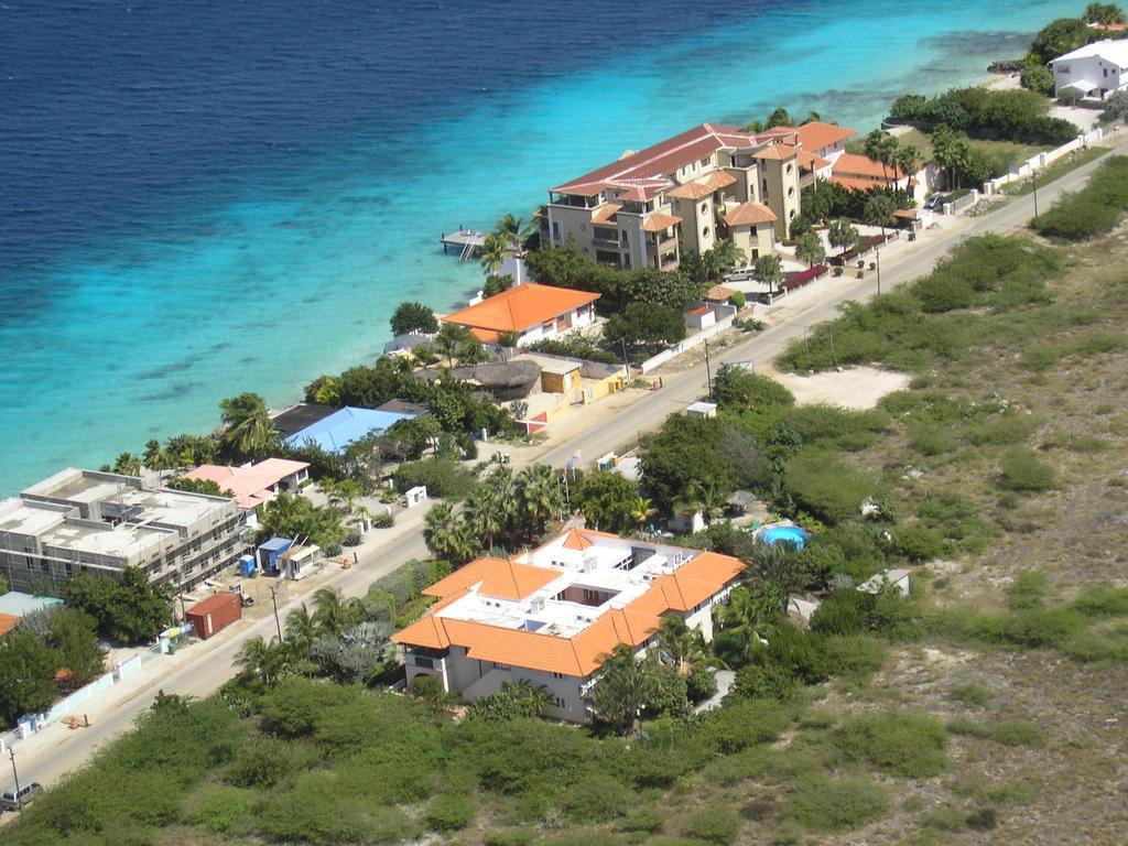 Apartment 1 And 5 In Windsock Beach Resort Bonaire Exterior foto