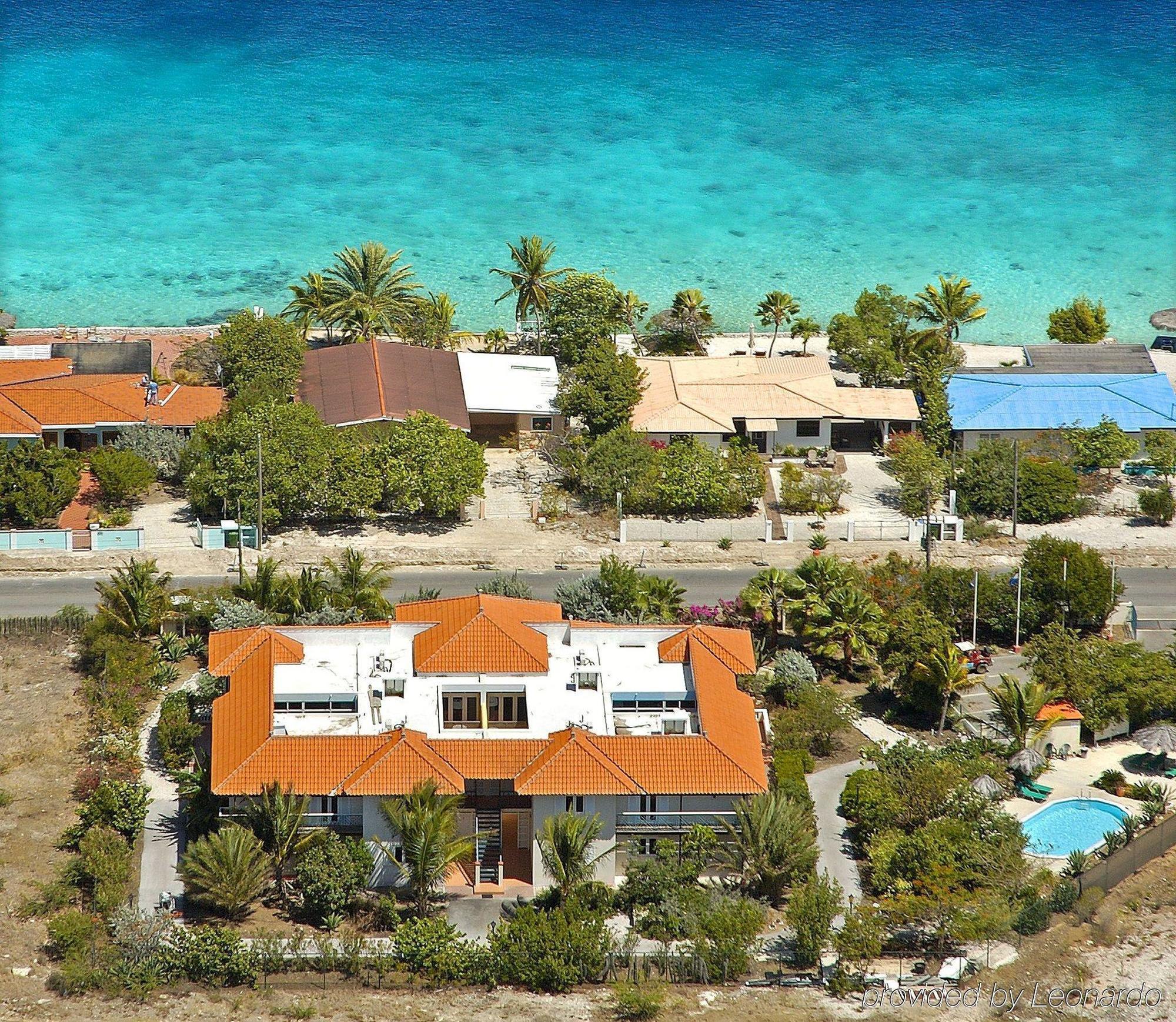 Apartment 1 And 5 In Windsock Beach Resort Bonaire Exterior foto