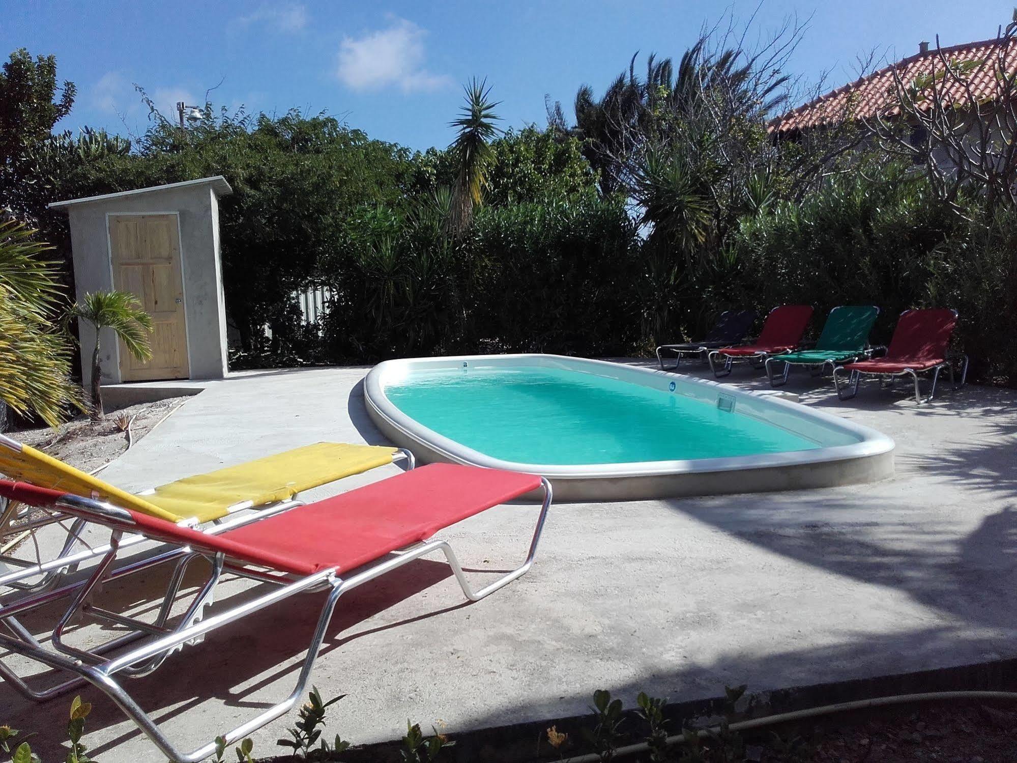 Apartment 1 And 5 In Windsock Beach Resort Bonaire Exterior foto